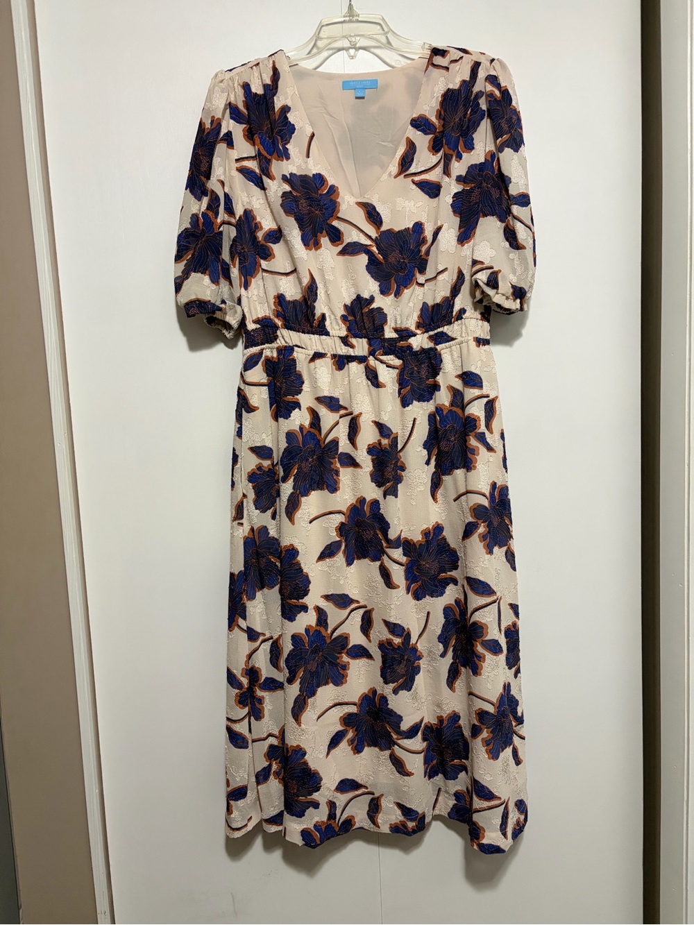 Draper James Floral V-Neck Puff Sleeve Midi Dress Cream Floral L